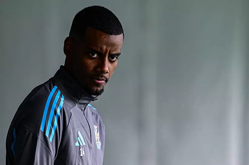 ألكسندر إيزاك مهاجم نيوكاسل يونايتد